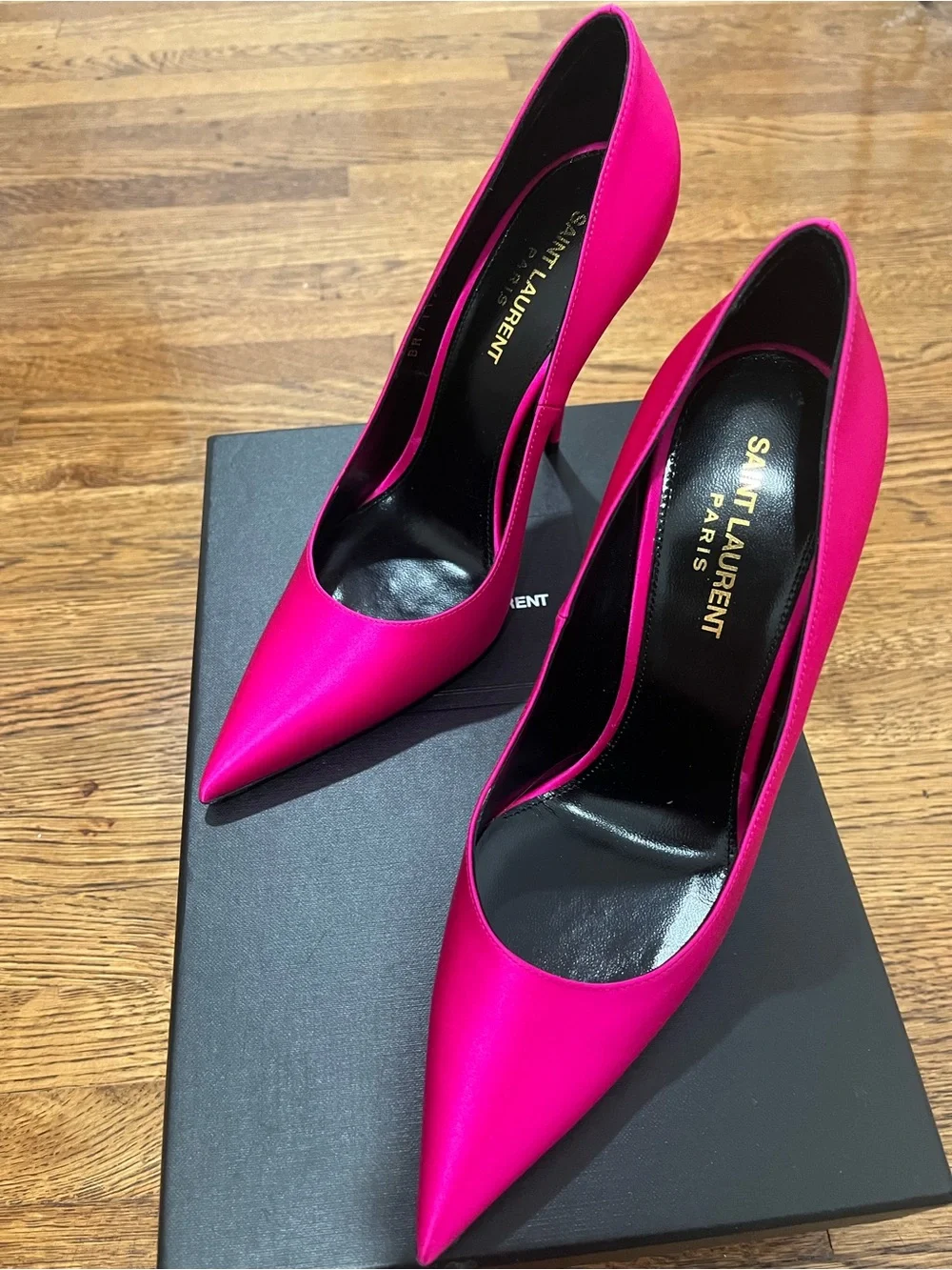 Saint Laurent Satin Hot Pink Pointed-Toe Pumps size 8 - Picture 2 of 5